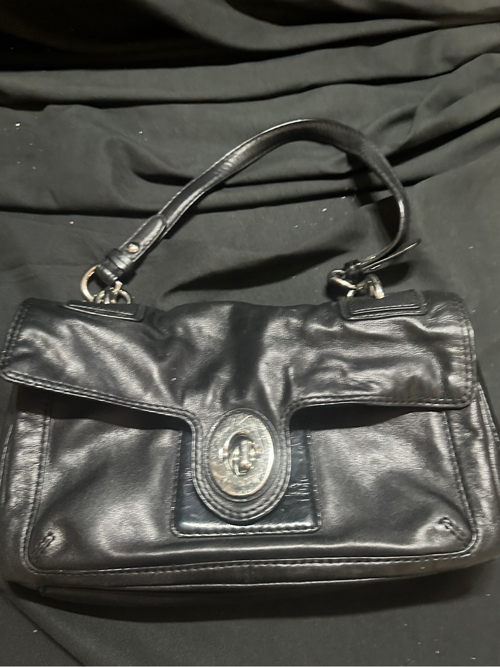 Classic Black Leather Shoulder Bag-Coach brand-#556